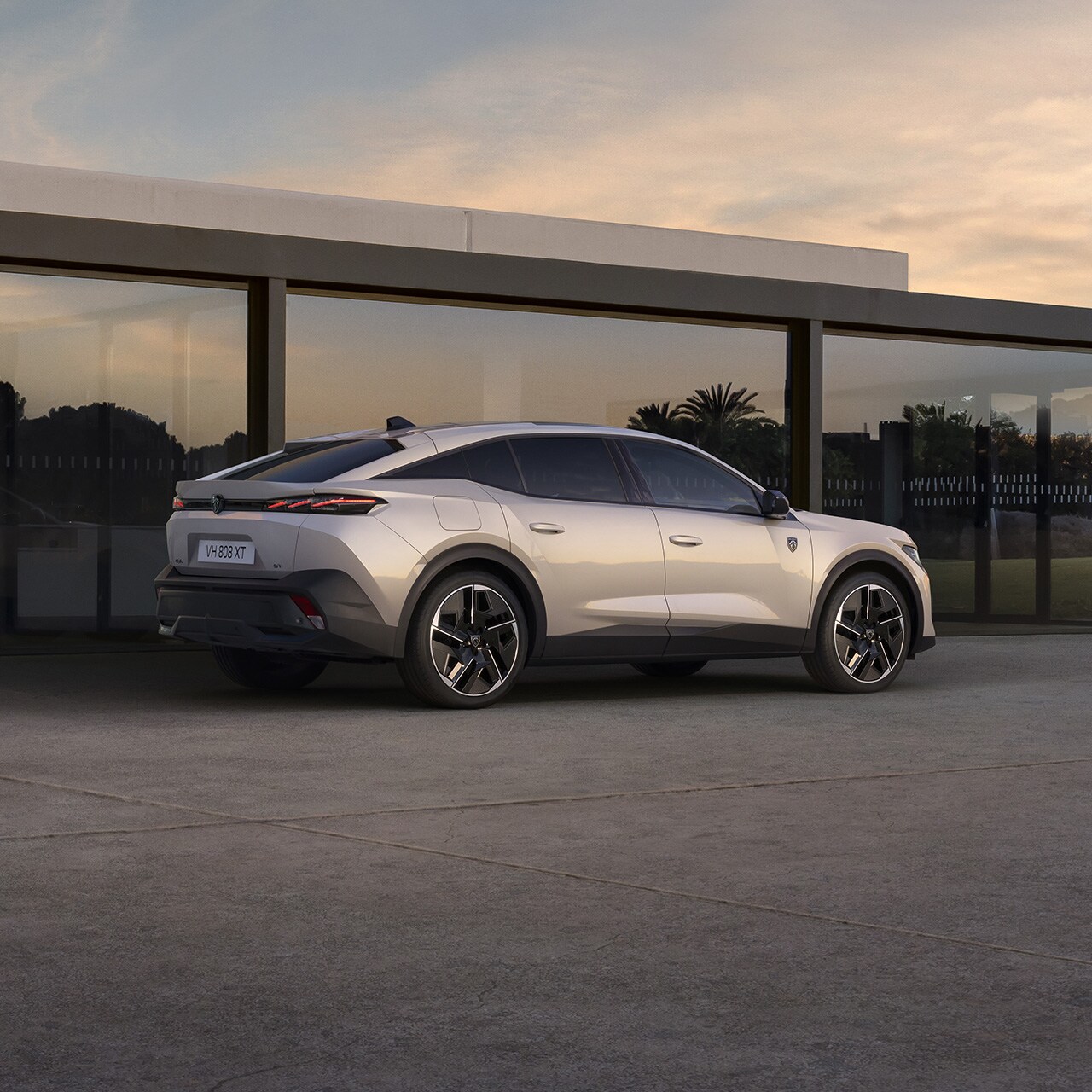 PEUGEOT 408 hybrid rear view