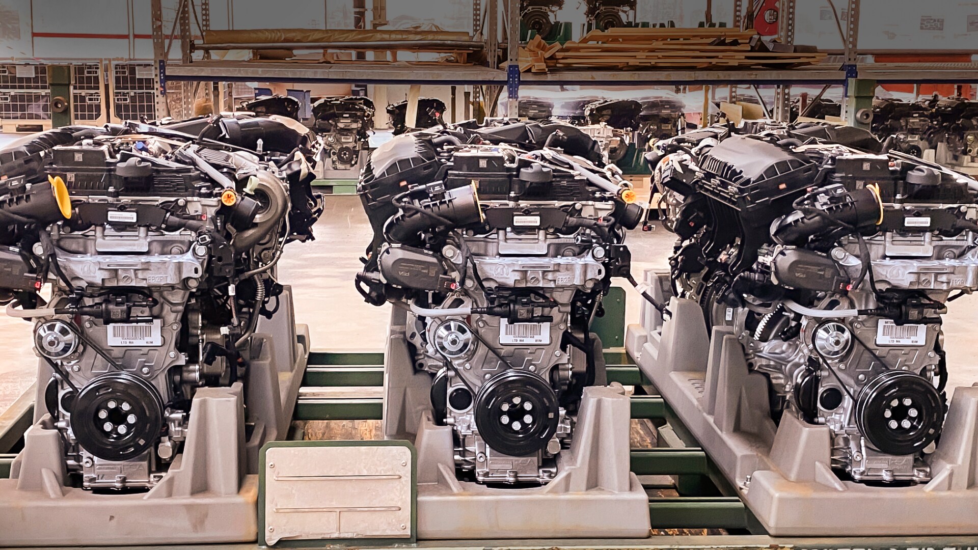 Production of the Turbo 100 engine in the factory